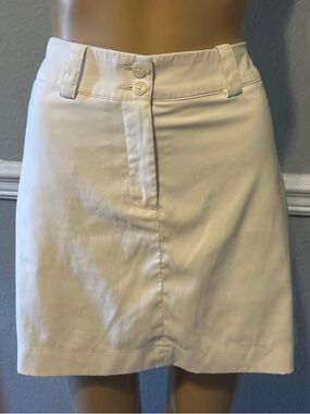 Nike Women's Dri-FIT golf skort 8